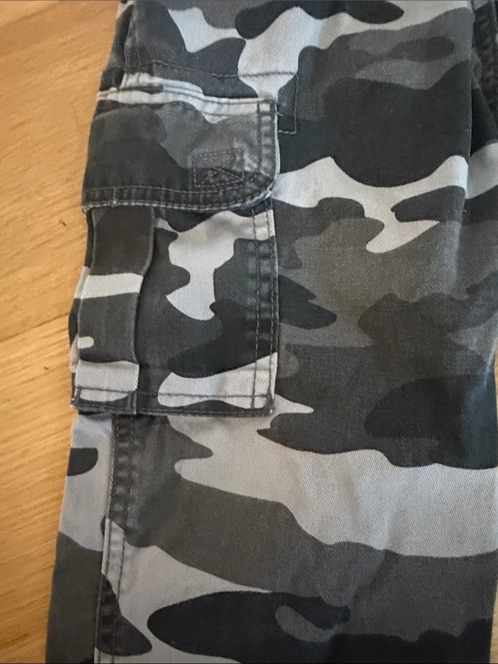The Children's Place Gray and Black Camouflage Cargo Pants